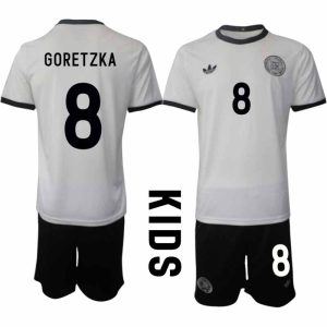 2025 Duitsland 125-jarig jubileumshirt Leon Goretzka #8 Kinder Voetbaltenue Korte Mouwen (+ Korte Broek)