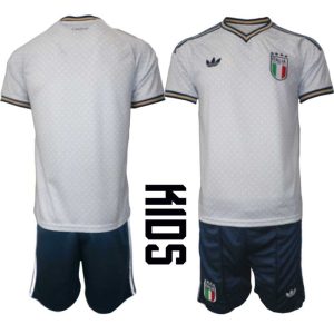 Italië Uittenue WK 2026 Kinderen - Voetbalset (Shirt + Broekje)
