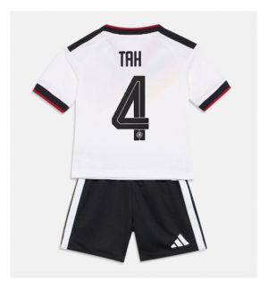 Duitsland Jonathan Tah #4 Thuis tenue Kids WK 2026 Voetbalshirt Shorts Set Duitsland Jonathan Tah #4 Thuis tenue Kids WK 2026 Voetbalshirt Shorts Set