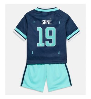 Duitsland Leroy Sane #19 Uit tenue Kids WK 2026 Voetbalshirt Shorts Set Duitsland Leroy Sane #19 Uit tenue Kids WK 2026 Voetbalshirt Shorts Set