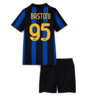 Inter Milan Alessandro Bastoni #95 Thuis tenue Kids 2026-27 Voetbalshirt Shorts Set